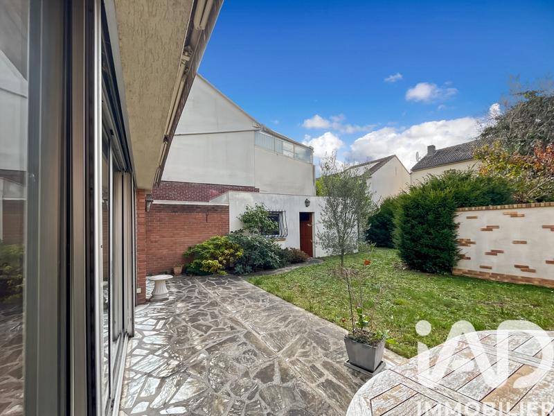 Maison - 103 m² - 5 pièces