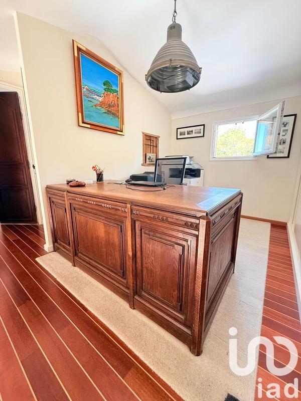 Appartement - 245 m² - 7 pièces