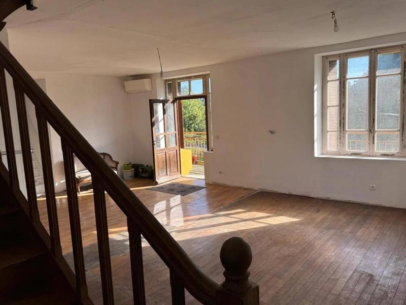 Maison - 198 m² - 6 pièces