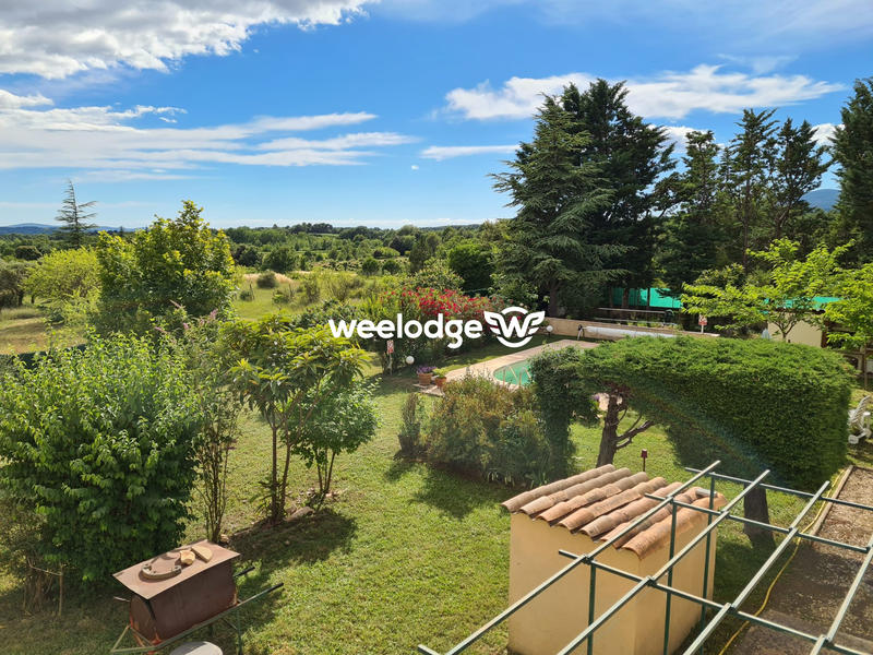 Villa - 180 m² - 6 pièces