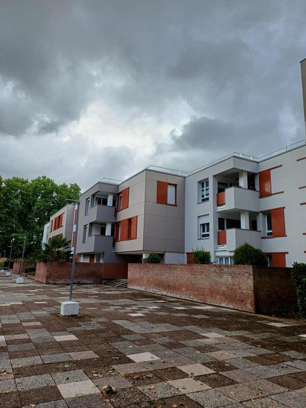 Appartement ancien - 77 m² - 3 pièces