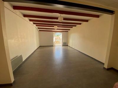 Appartement - 76 m² - 4 pièces