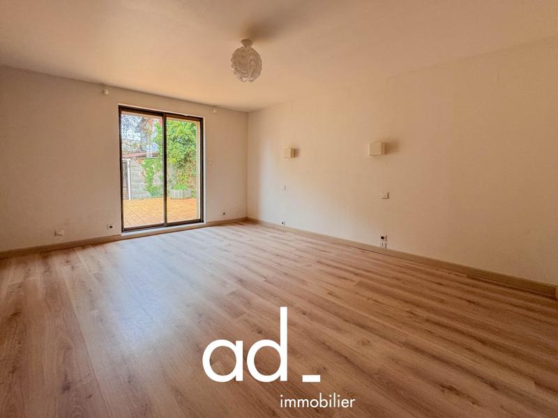 Maison - 178 m² - 8 pièces