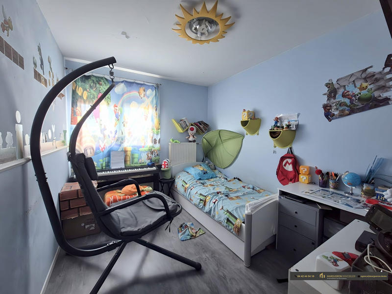 Appartement - 79 m² - 4 pièces