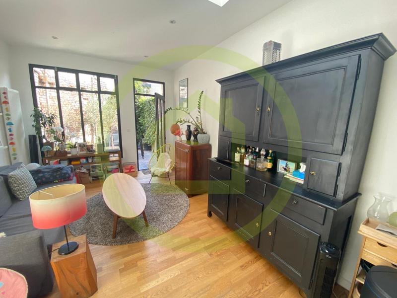 Maison - 91 m² - 5 pièces