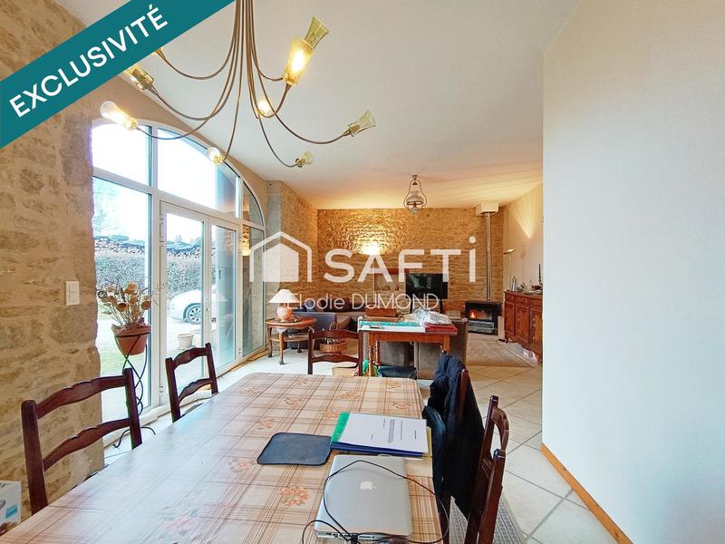 Maison - 250 m² - 8 pièces