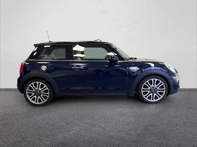 Mini Mini Hatch 3 Portes Cooper Sd 170 ch Bva8 Finition Red Hot Chili