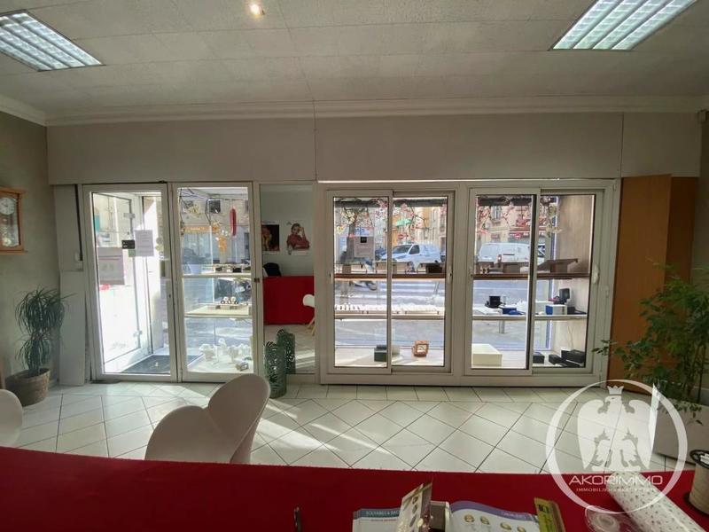 Divers - 72 m² - 3 pièces