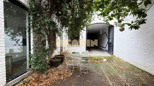 Maison - 185 m² - 8 pièces