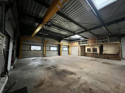 Local d'activités - 580 m²