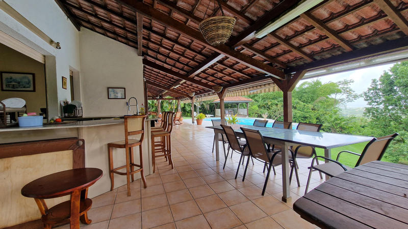 Villa - 198 m² - 5 pièces