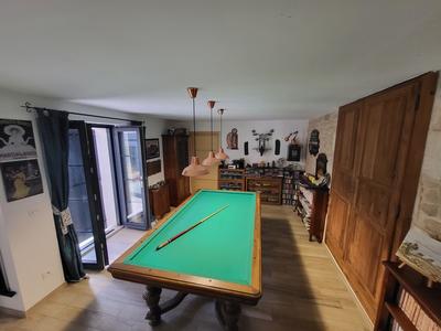 Villa - 269 m² - 10 pièces