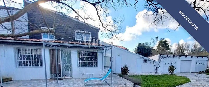 Maison - 96 m² - 3 pièces