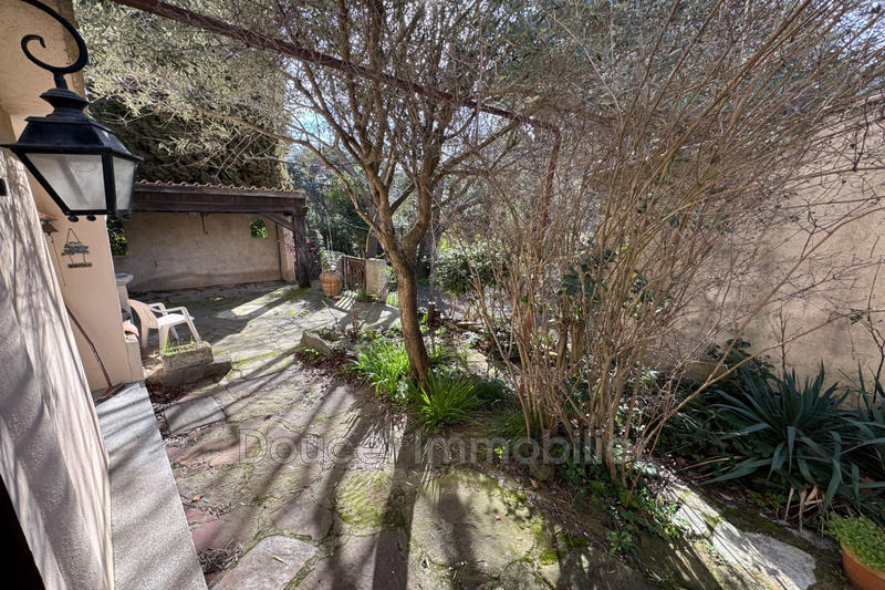 Maison - 320 m² - 14 pièces