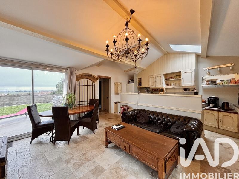 Maison - 110 m² - 5 pièces