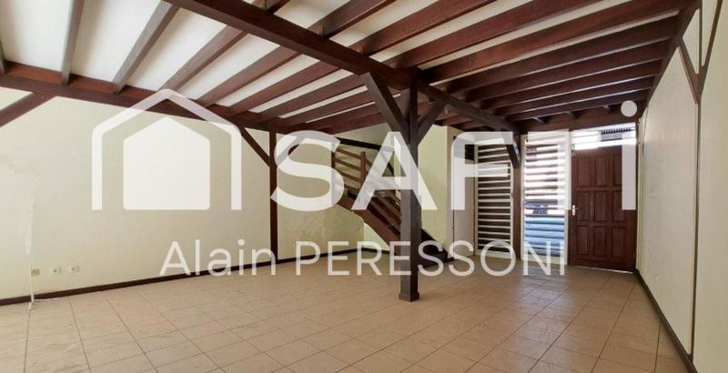 Maison - 150 m² - 5 pièces