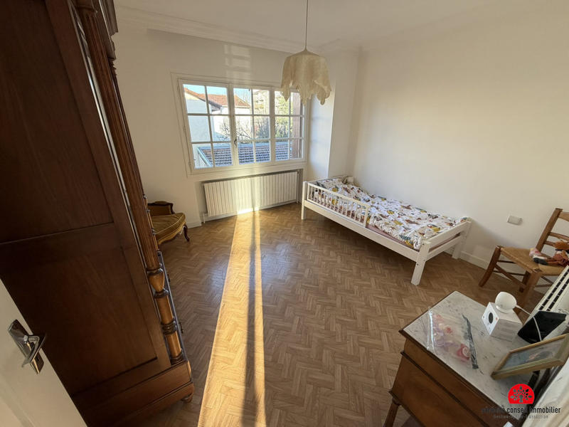 Maison - 170 m² - 6 pièces