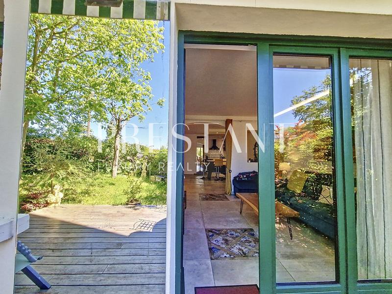 Appartement - 80 m² - 3 pièces