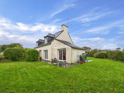 Maison - 142 m² - 6 pièces