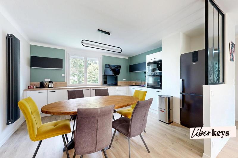 Appartement - 86 m² - 4 pièces