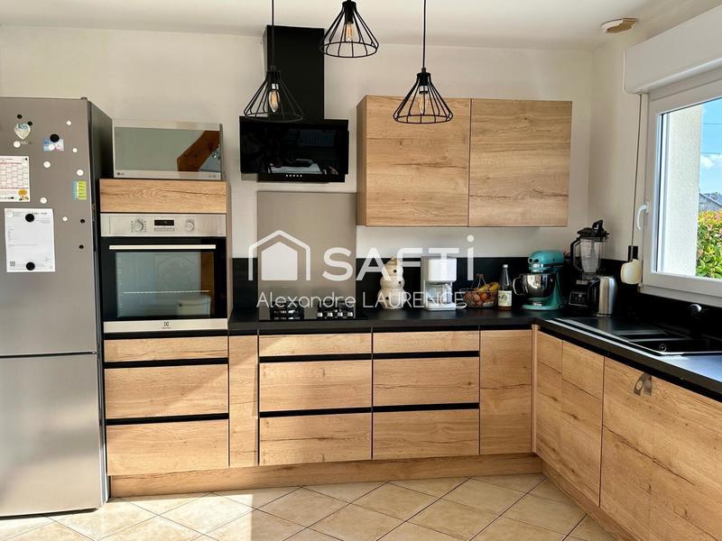 Maison - 130 m² - 6 pièces