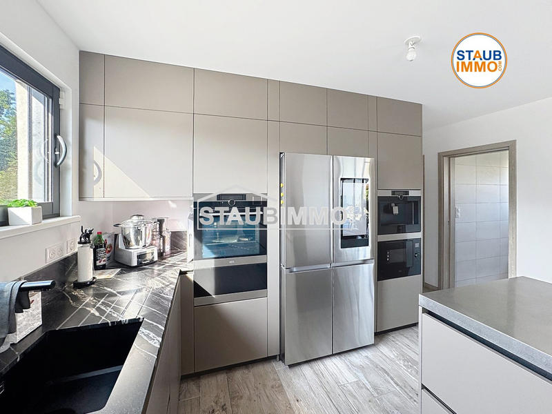 Maison - 195 m² - 7 pièces