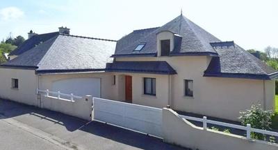 Maison - 92 m² - 5 pièces
