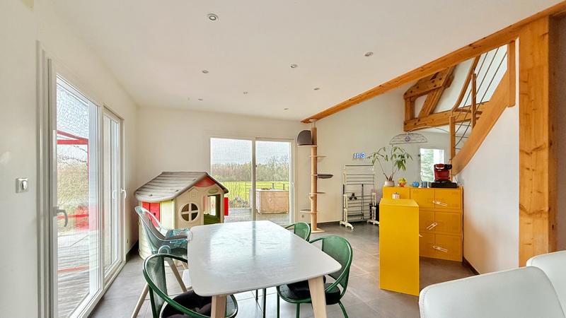 Maison - 190 m² - 7 pièces