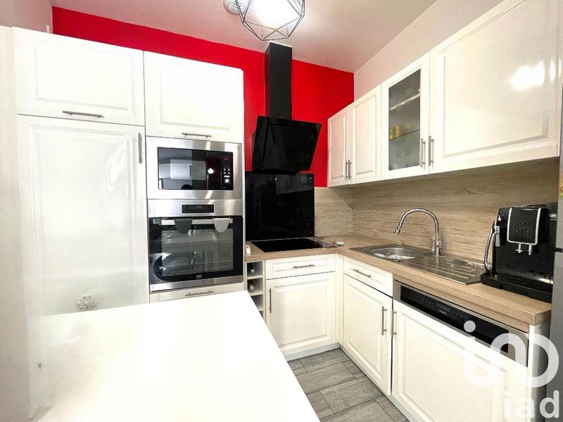 Maison - 92 m² - 5 pièces