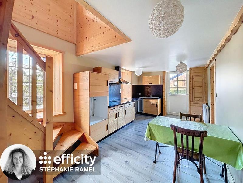 Maison - 110 m² - 6 pièces