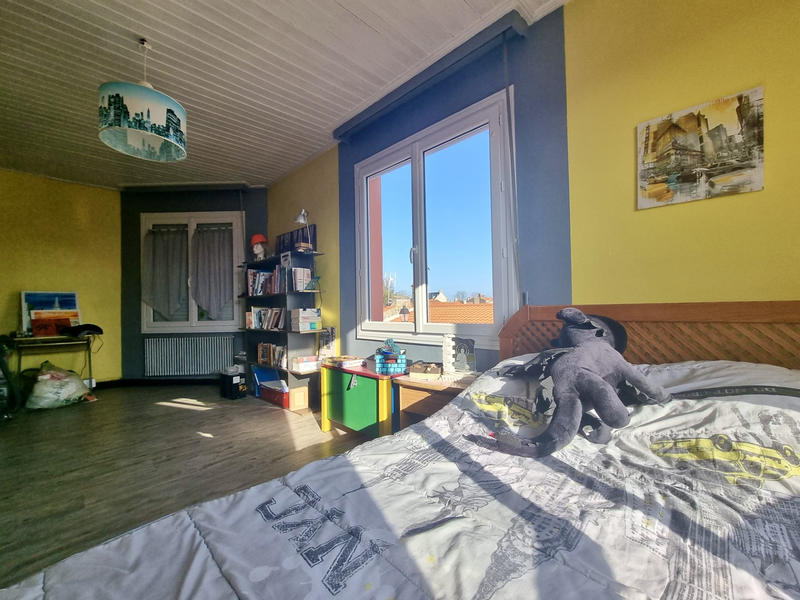 Maison - 144 m² - 8 pièces