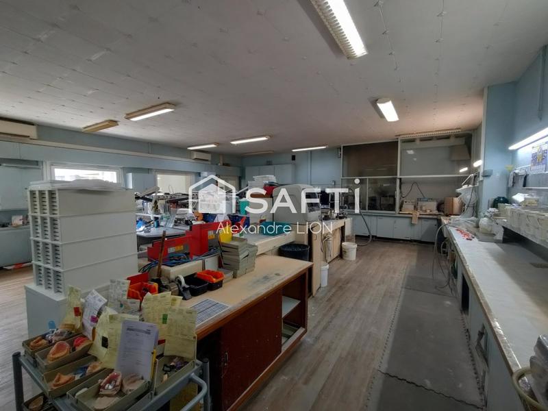 Local commercial - 189 m² - 2 pièces