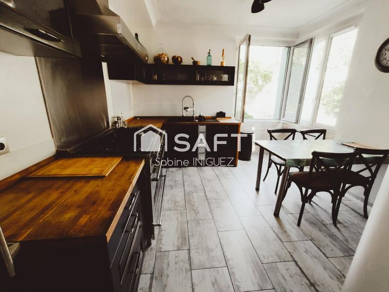 Maison - 206 m² - 10 pièces