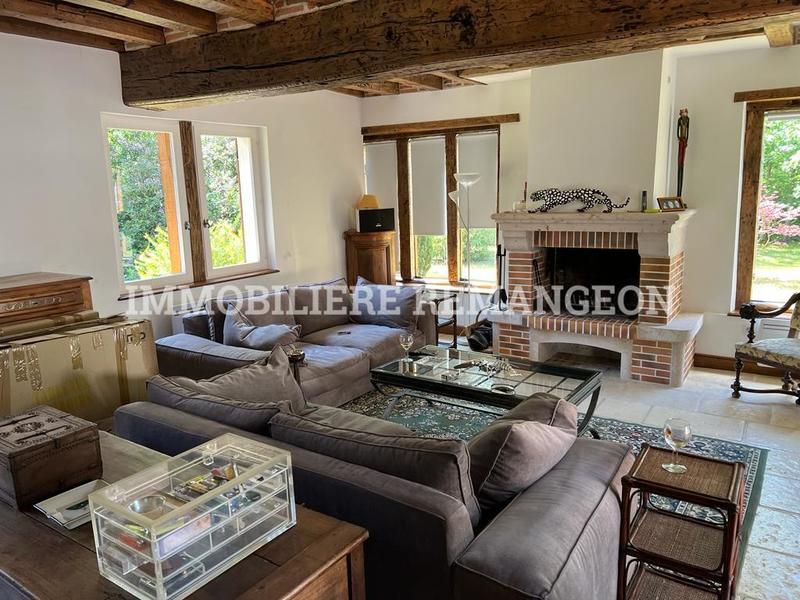 Demeure - 161 m² - 5 pièces