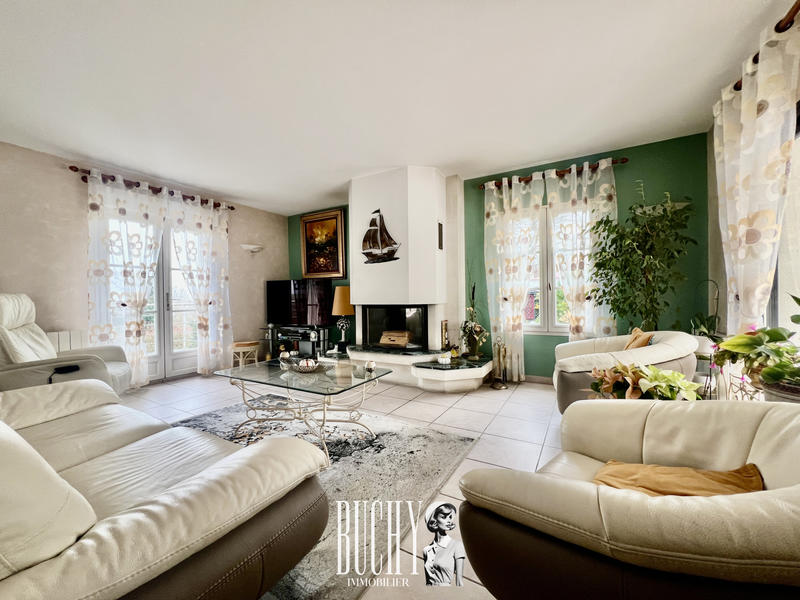 Maison - 166 m² - 6 pièces