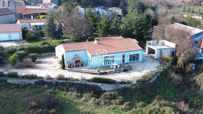 Maison - 178 m² - 6 pièces