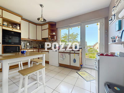 Maison - 100 m² - 6 pièces