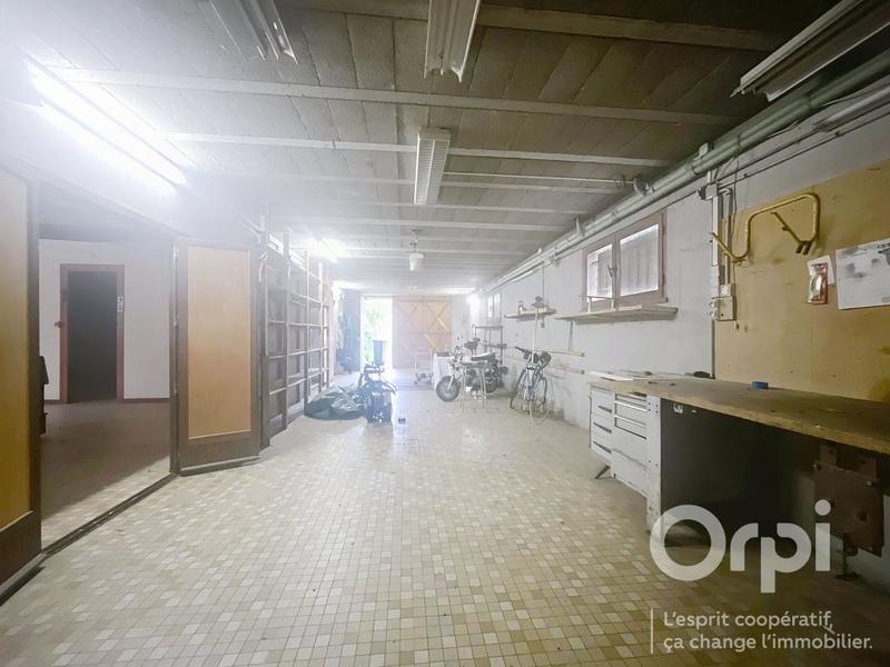 Maison - 150 m² - 4 pièces