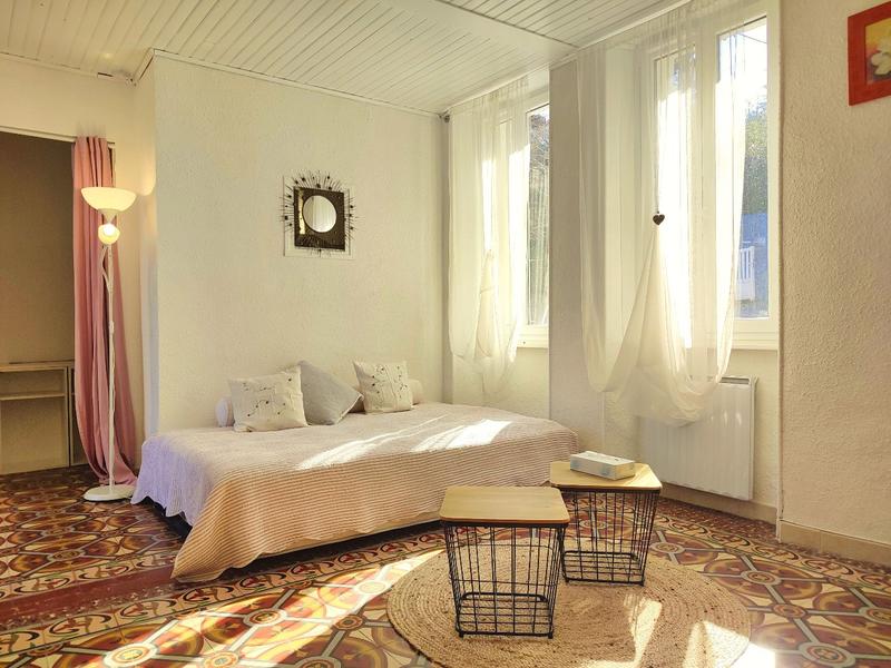 Maison - 285 m² - 10 pièces