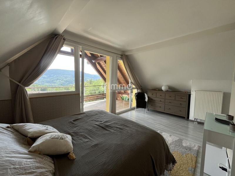 Maison - 193 m² - 6 pièces