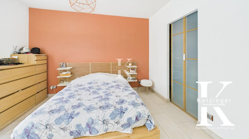 Maison traditionnelle - 140 m² - 5 pièces