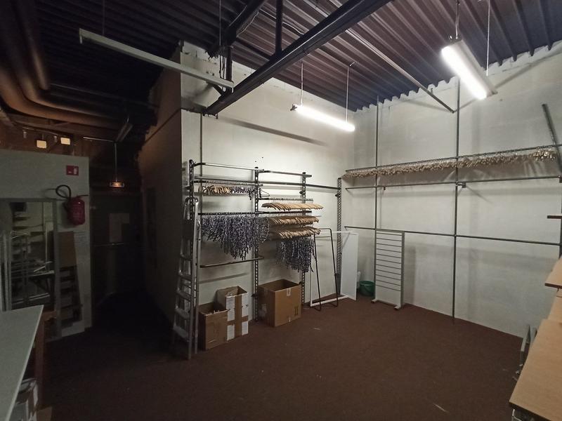 Local commercial - 128 m²