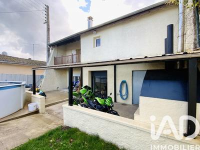 Maison de village - 211 m² - 6 pièces