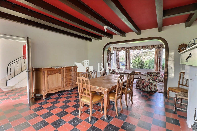 Maison - 170 m² - 6 pièces