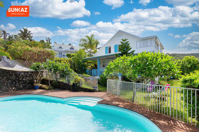 Maison - 176 m² - 6 pièces