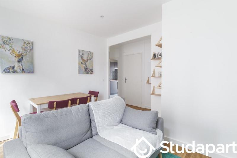 Chambre - 9 m² - 1 pièce