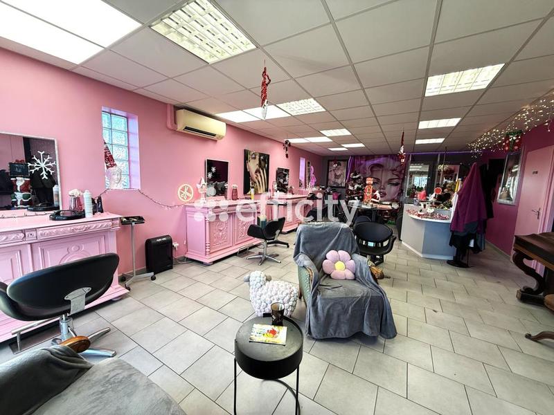 Local commercial - 84 m² - 3 pièces