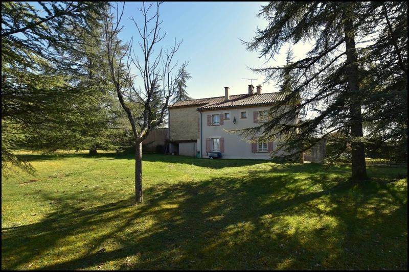 Maison - 156 m² - 7 pièces