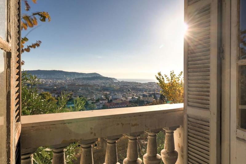 Hôtel particulier - 324 m² - 12 pièces