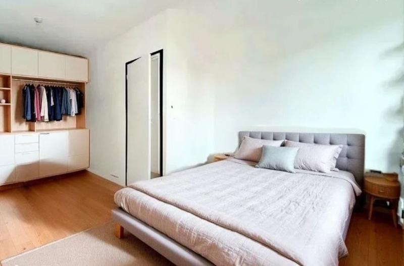 Maison - 201 m² - 5 pièces